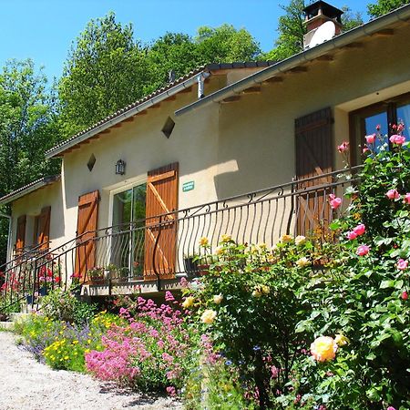 Le Moulin Du Barthas Bed & Breakfast Montredon-Labessonnie Exterior photo